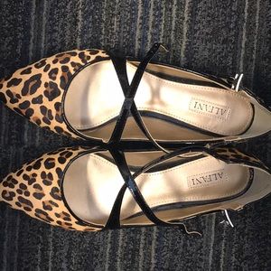 Alfani leopard ballet flats size